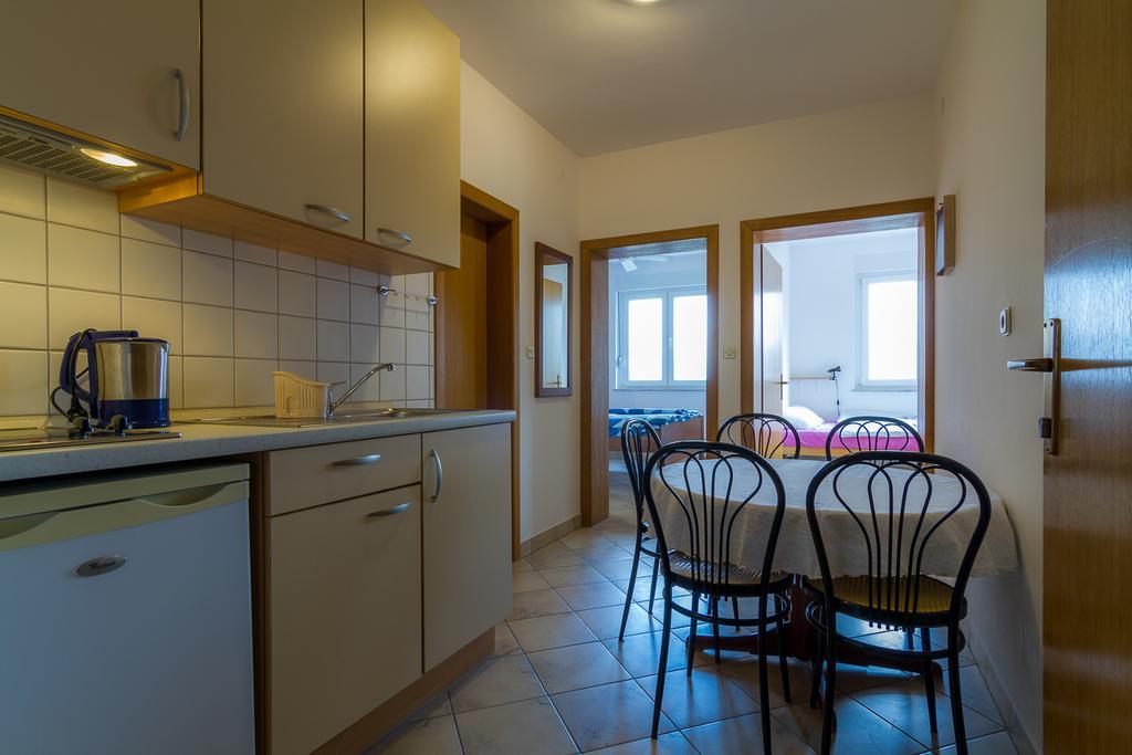 Apartments Ok لوبار المظهر الخارجي الصورة